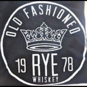 Meet your Posher, Hugo